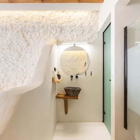 Unique Room-jacuzzi And Balcony * סלוניקי
