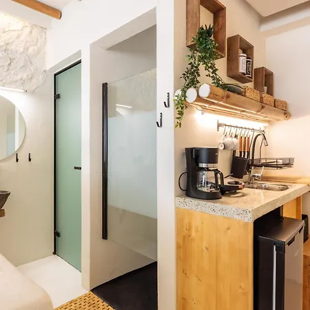 דירה Unique Room-jacuzzi And Balcony