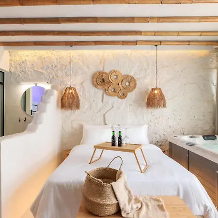 Unique Room-jacuzzi And Balcony דירה *