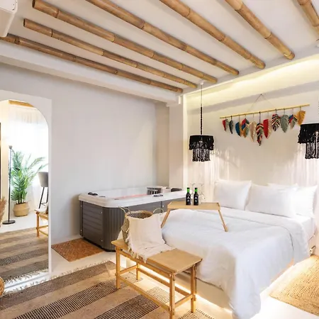 Unique Room-jacuzzi And Balcony *